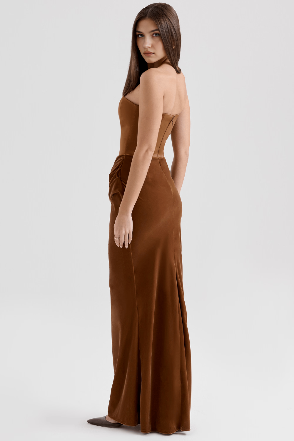 Bronzed Silhouette Korse Form Straplez Saten Elbise