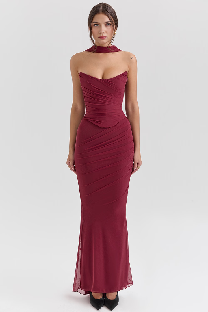 Crimson Drape Choker Detaylı Uzun Elbise
