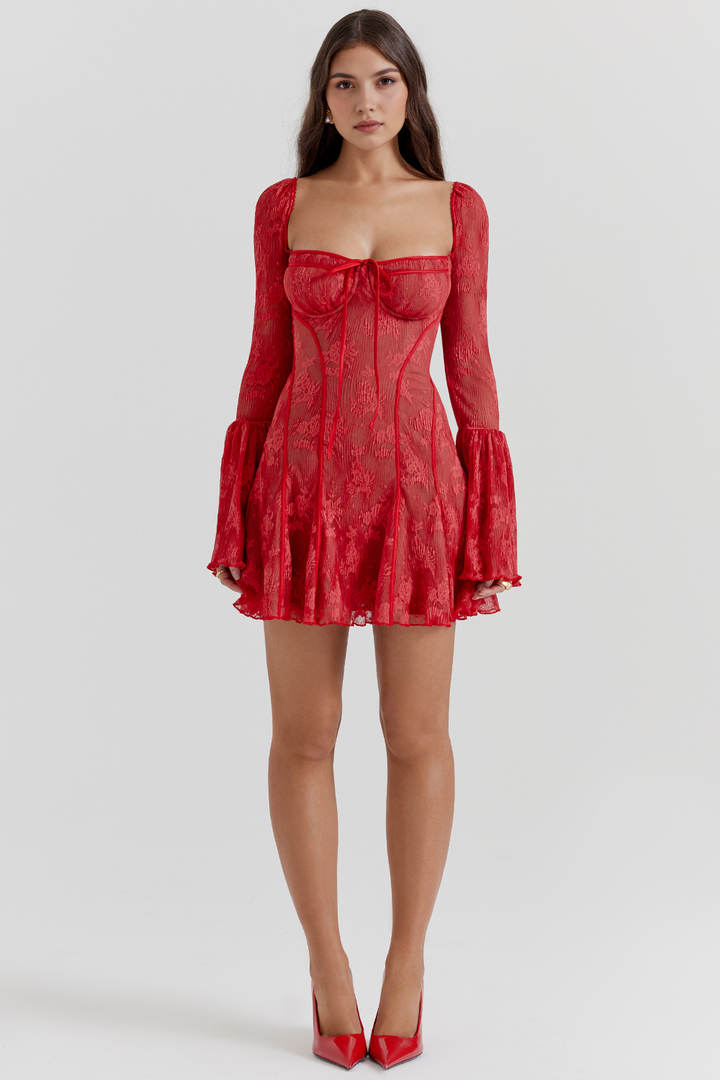 Scarlet Reverie Dantel Flare Kollu Elbise